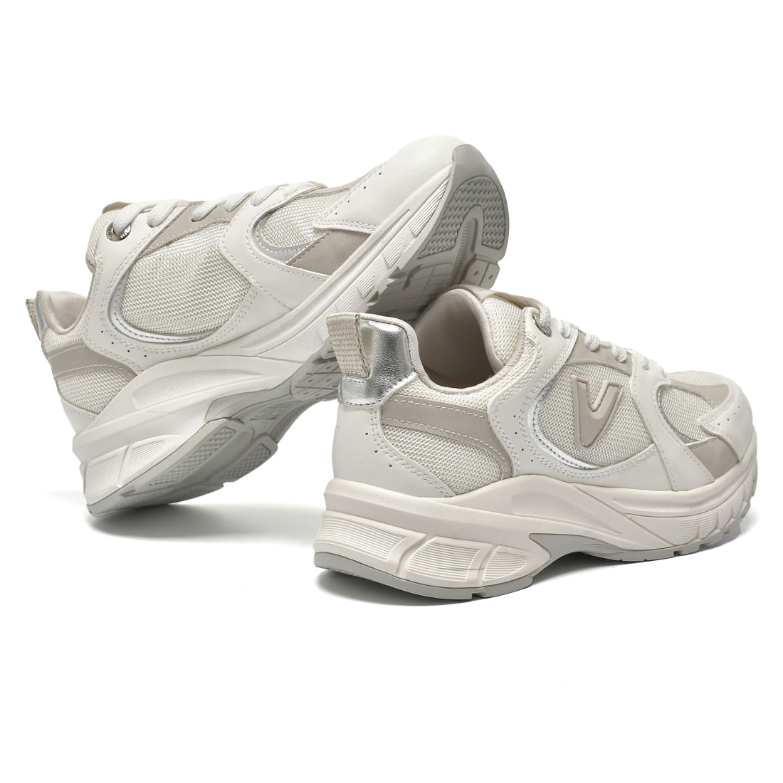 Tênis casual feminino Via Marte gelo multi vista traseira e lateral